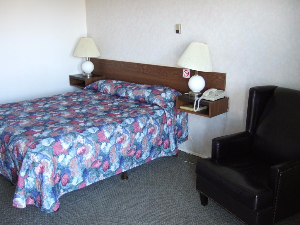Wild Rose Inn Vegreville Kamer foto