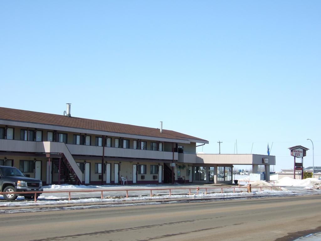 Wild Rose Inn Vegreville Buitenkant foto